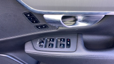 Volvo S90 2.0 D4 Momentum Pro 4dr Geartronic Diesel Saloon